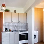 Casa Vardani Modern Apartment