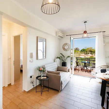Casa Vardani Modern 公寓